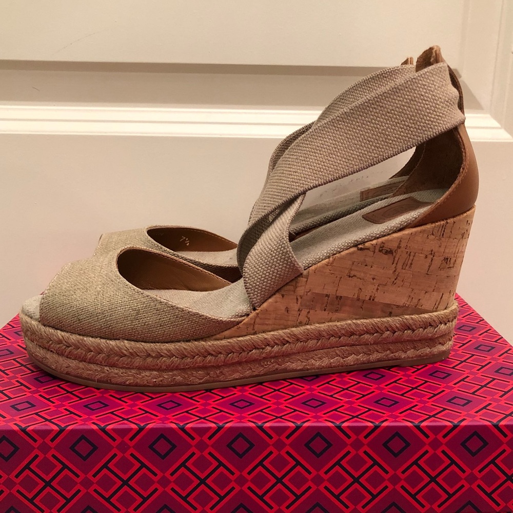 Tory Burch Espadrilles Wedges. Like new. Size 7.5M